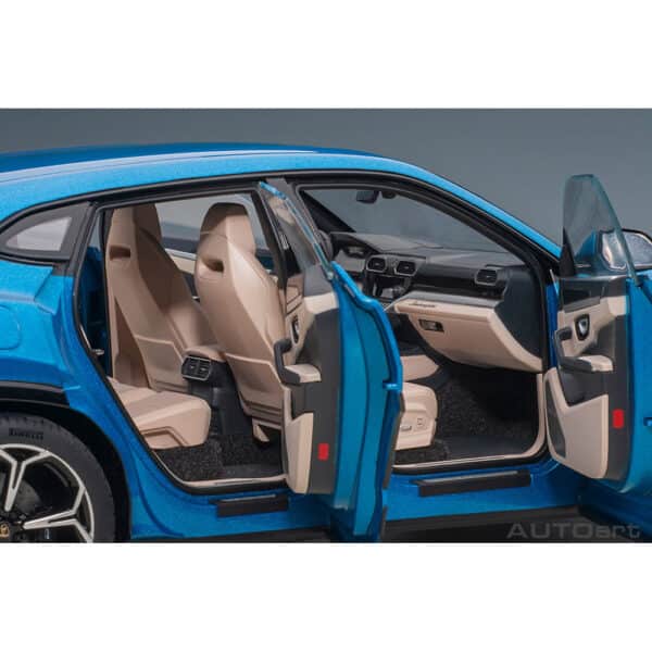 autoart - 1:18 lamborghini urus (blu eleos)