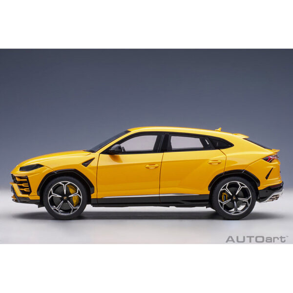 autoart - 1:18 lamborghini urus (giallo auge)