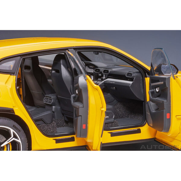 autoart - 1:18 lamborghini urus (giallo auge)