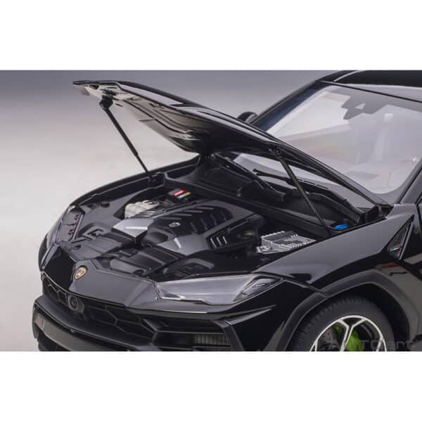 autoart - 1:18 lamborghini urus (nero noctis)