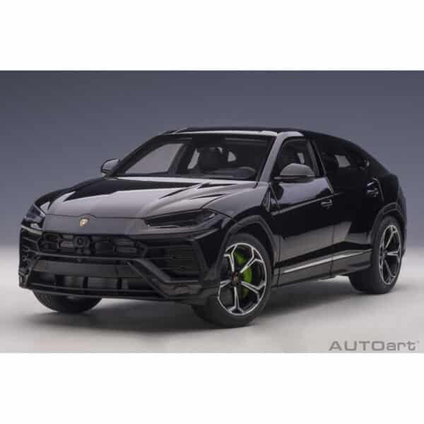 autoart - 1:18 lamborghini urus (nero noctis)