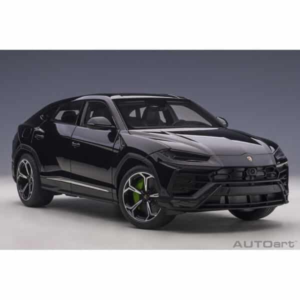 autoart - 1:18 lamborghini urus (nero noctis)