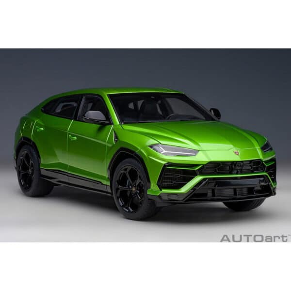 autoart - 1:18 lamborghini urus (verde selvans)