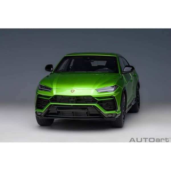 autoart - 1:18 lamborghini urus (verde selvans)