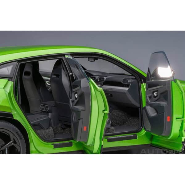 autoart - 1:18 lamborghini urus (verde selvans)