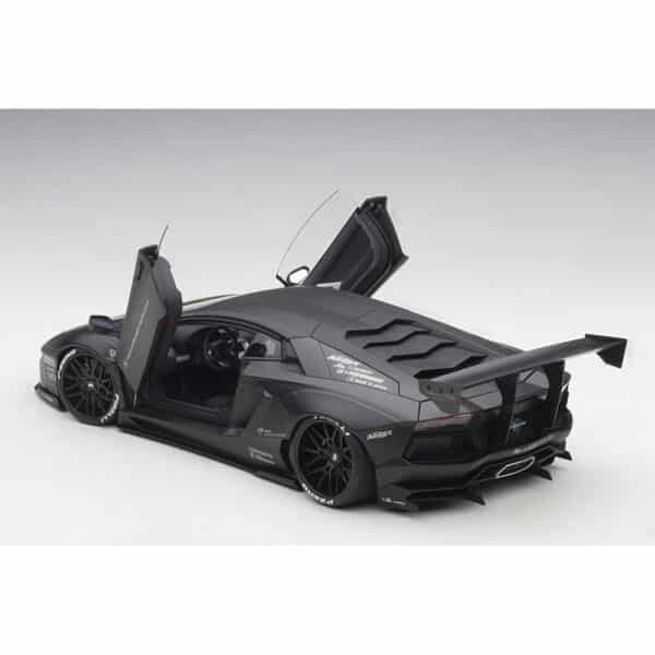 autoart - 1:18 liberty walk lb-works lamborghini aventador (matt black)