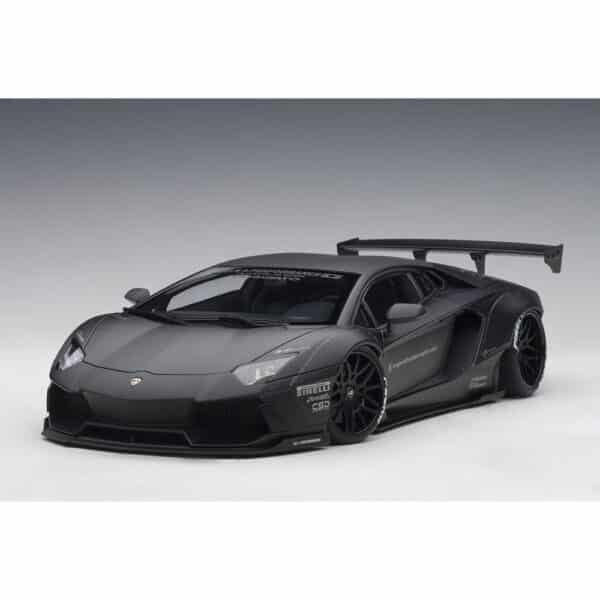 autoart - 1:18 liberty walk lb-works lamborghini aventador (matt black)