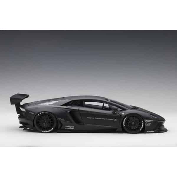 autoart - 1:18 liberty walk lb-works lamborghini aventador (matt black)