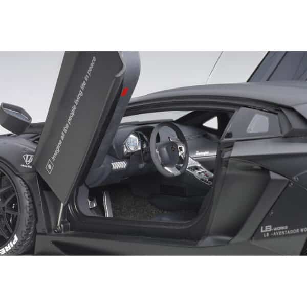 autoart - 1:18 liberty walk lb-works lamborghini aventador (matt black)