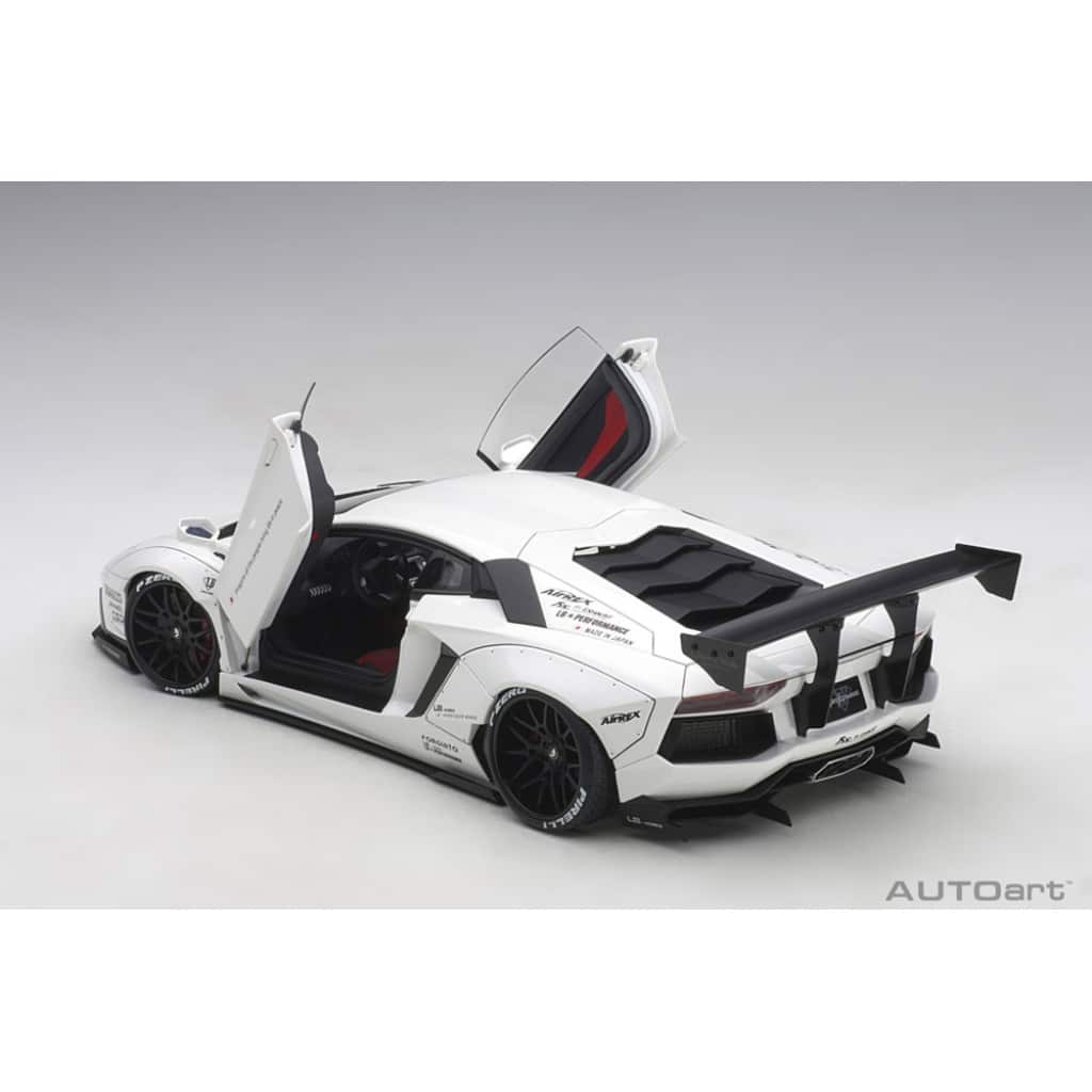AUTOart 1/18 Liberty Walk Lamborghini Aventador LB-Works - Viola Metallizzato 79242