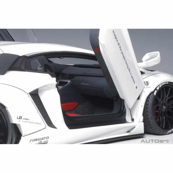 autoart - 1:18 liberty walk lb-works lamborghini aventador (white)