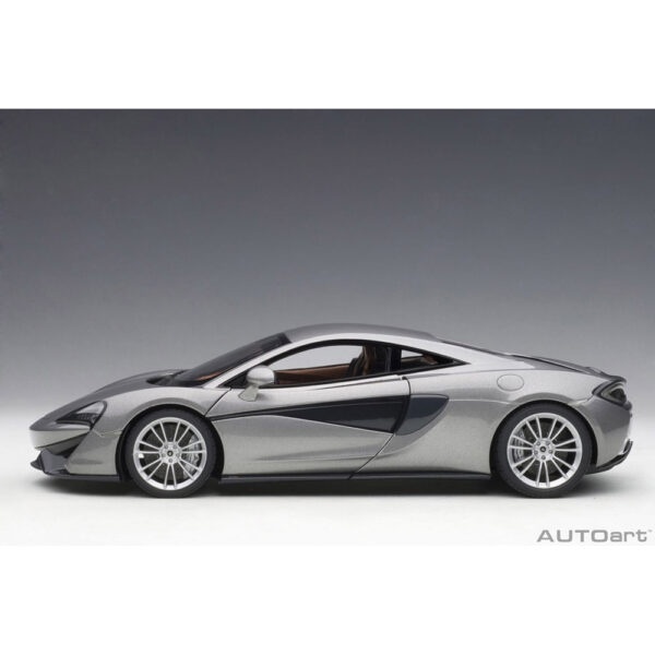 autoart - 1:18 mclaren 570s (blade silver)