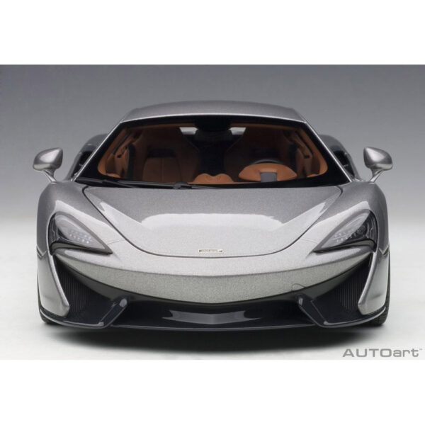 autoart - 1:18 mclaren 570s (blade silver)