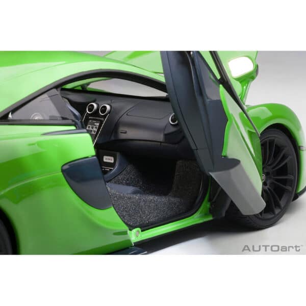autoart - 1:18 mclaren 570s (mantis green)