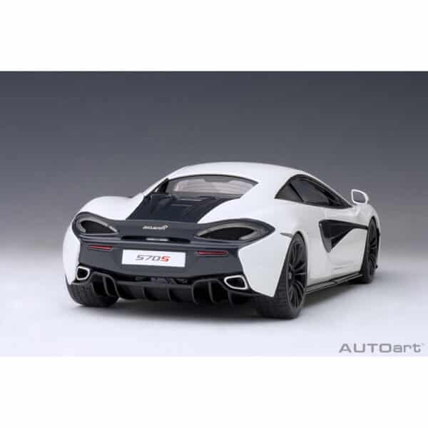 autoart - 1:18 mclaren 570s (white)