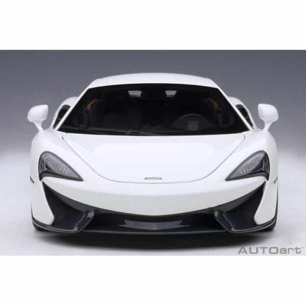 autoart - 1:18 mclaren 570s (white)