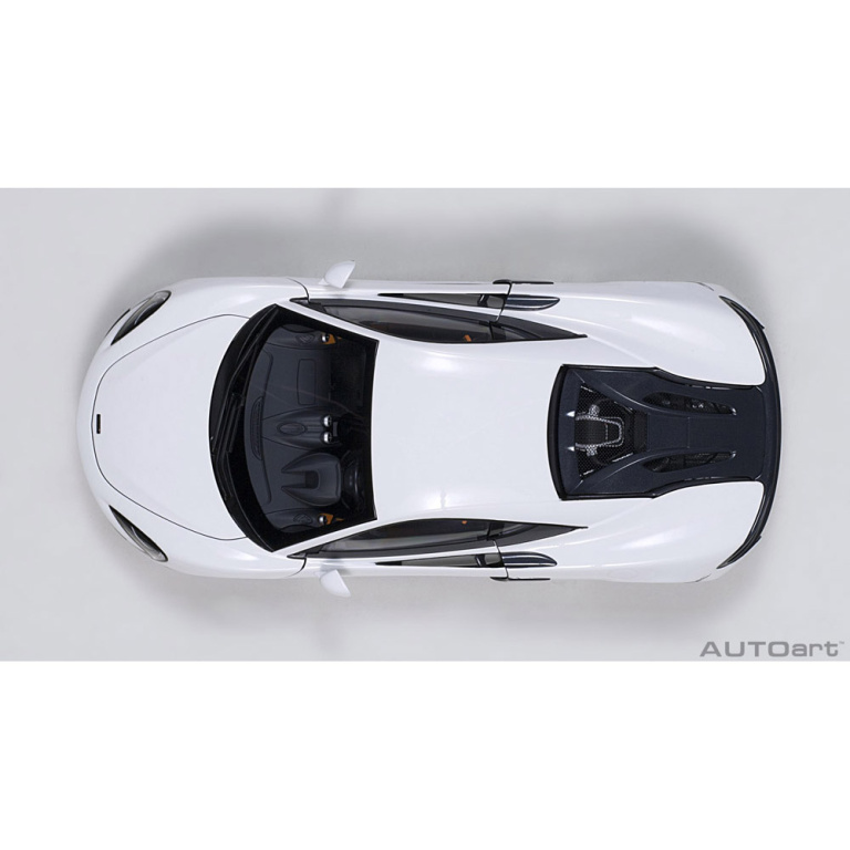 autoart - 1:18 mclaren 570s (white)