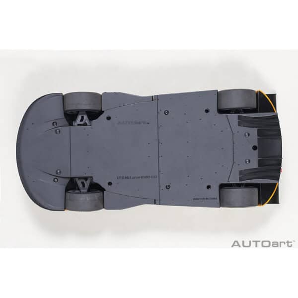 autoart - 1:18 mclaren 650s gt3 bathurst 12h 2016 #59a