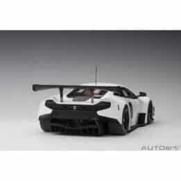 autoart - 1:18 mclaren 650s gt3 plain body version (white)
