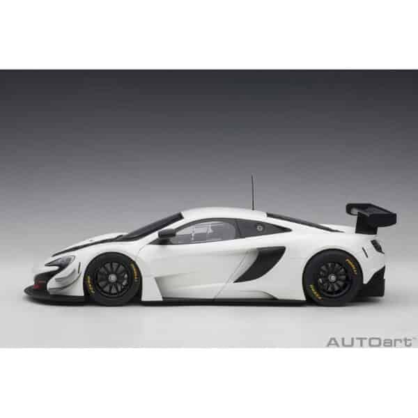autoart - 1:18 mclaren 650s gt3 plain body version (white)