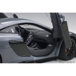 autoart - 1:18 mclaren 675lt (chicane grey)