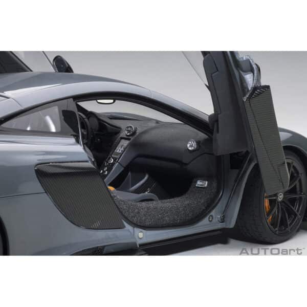 autoart - 1:18 mclaren 675lt (chicane grey)