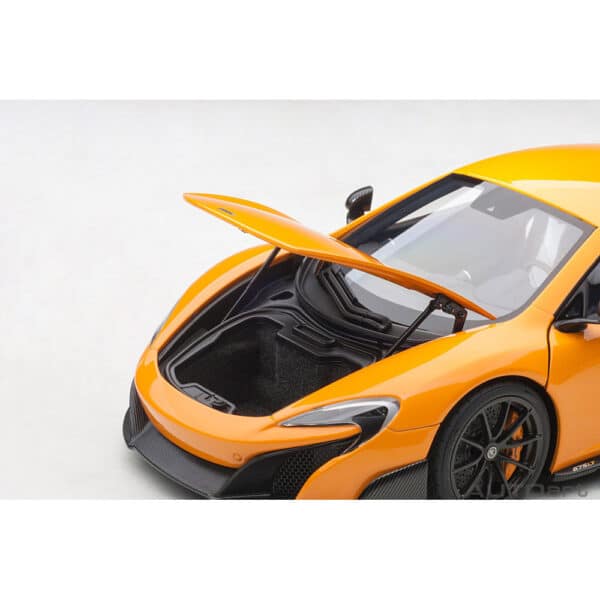 autoart - 1:18 mclaren 675lt (mclaren orange)