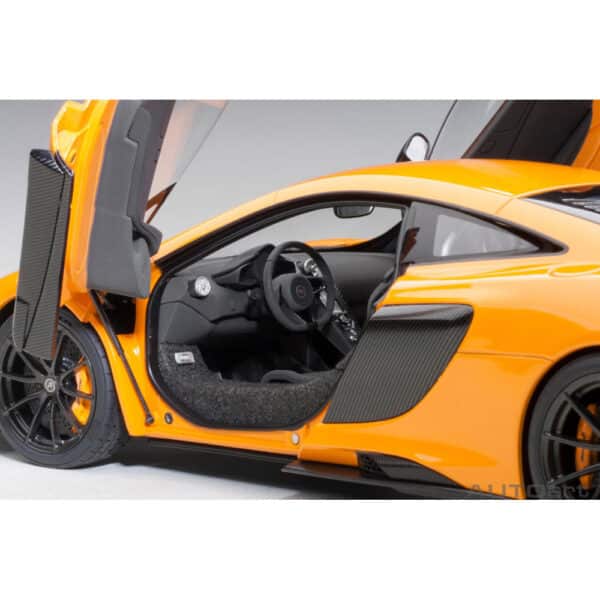 autoart - 1:18 mclaren 675lt (mclaren orange)