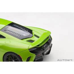 autoart - 1:18 mclaren 675lt (napier green)