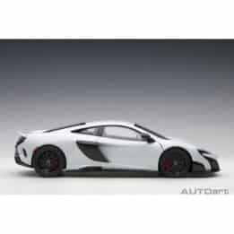 autoart - 1:18 mclaren 675lt (silica white)