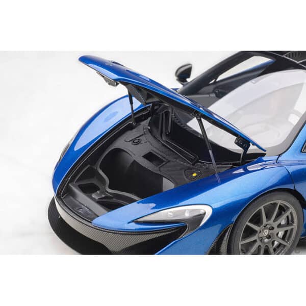 autoart - 1:18 mclaren p1 (azure blue)