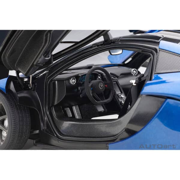 autoart - 1:18 mclaren p1 (azure blue)
