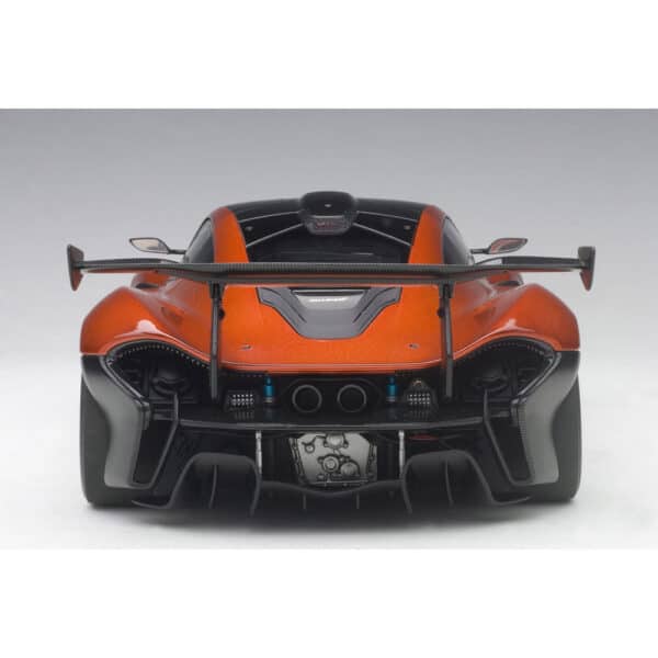 autoart - 1:18 mclaren p1 gtr (volcano orange)