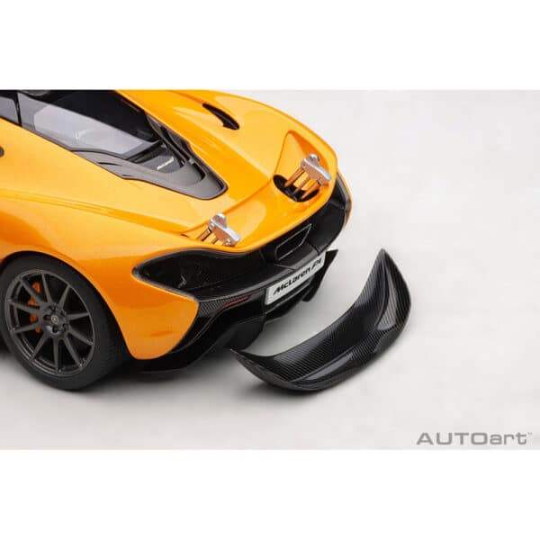 autoart - 1:18 mclaren p1 (papaya spark)
