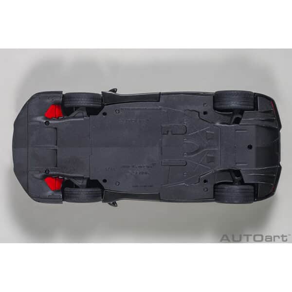 autoart - 1:18 mclaren senna (stealth cosmos)