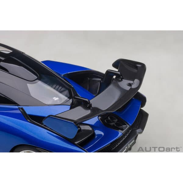 autoart - 1:18 mclaren senna (trophy kyanos)
