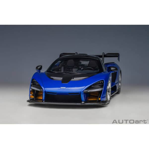 autoart - 1:18 mclaren senna (trophy kyanos)