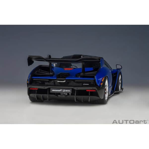 autoart - 1:18 mclaren senna (trophy kyanos)