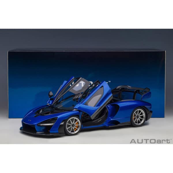 autoart - 1:18 mclaren senna (trophy kyanos)