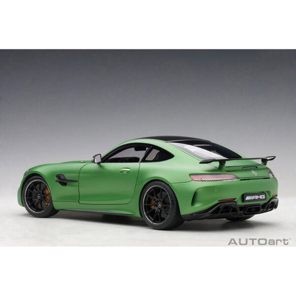 autoart - 1:18 mercedes-amg gt r (amg green hell magno)