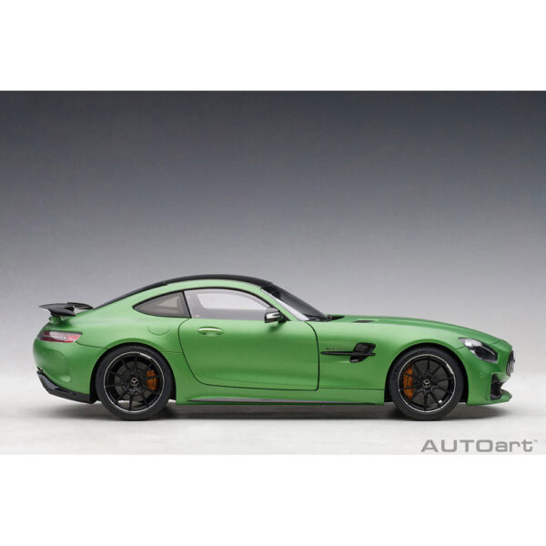 autoart - 1:18 mercedes-amg gt r (amg green hell magno)