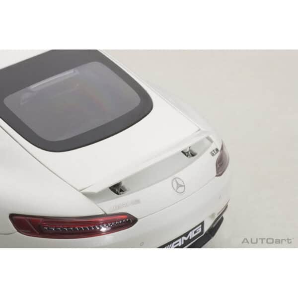 autoart - 1:18 mercedes-amg gt-s (designo diamond white)