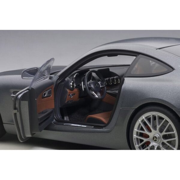 AUTOart - 1:18 Mercedes-AMG GT S (Designo Selenite Grey Magno) 24 autoart - 1:18 mercedes-amg gt s (designo selenite grey magno)