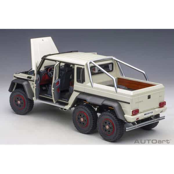autoart - 1:18 mercedes-benz g63 amg 6x6 (designo diamond white)