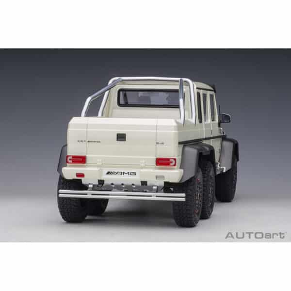 autoart - 1:18 mercedes-benz g63 amg 6x6 (designo diamond white)