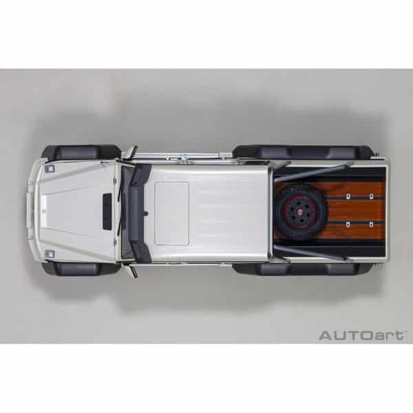 autoart - 1:18 mercedes-benz g63 amg 6x6 (designo diamond white)