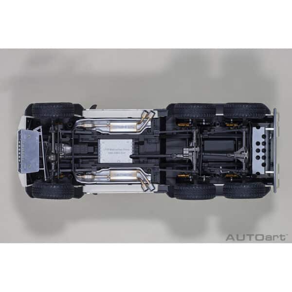 autoart - 1:18 mercedes-benz g63 amg 6x6 (designo diamond white)
