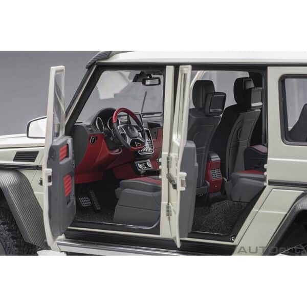 autoart - 1:18 mercedes-benz g63 amg 6x6 (designo diamond white)