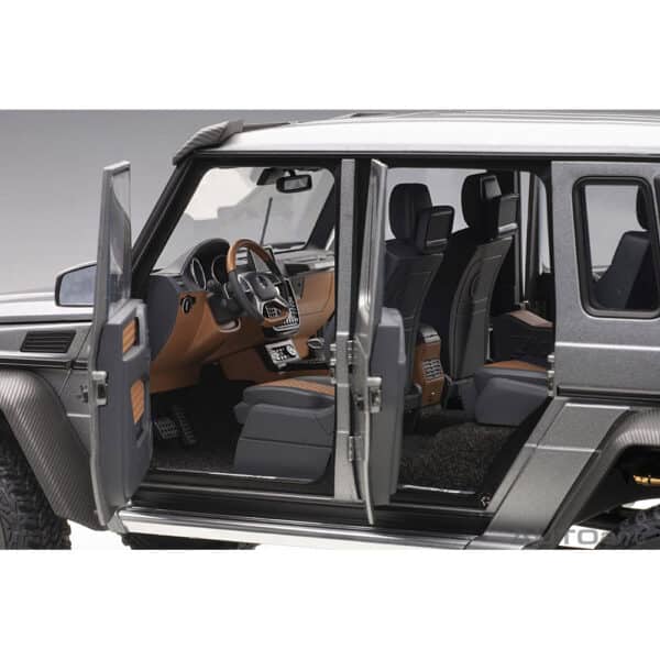 autoart - 1:18 mercedes-benz g63 amg 6?6 (designo platinum magno)