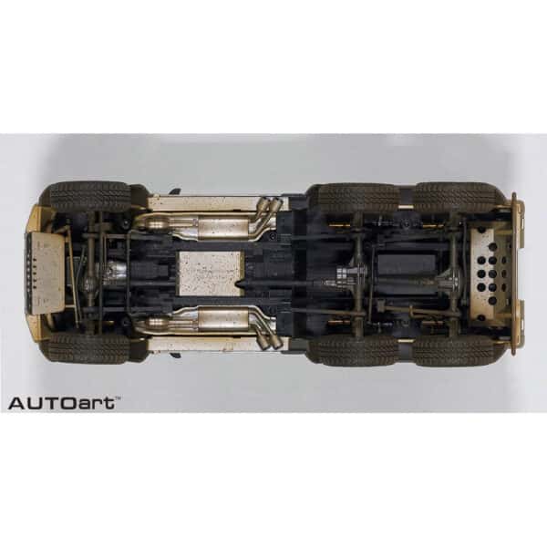 autoart - 1:18 mercedes-benz g63 amg 6?6 (silver with mud)